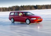 Volvo V70 R